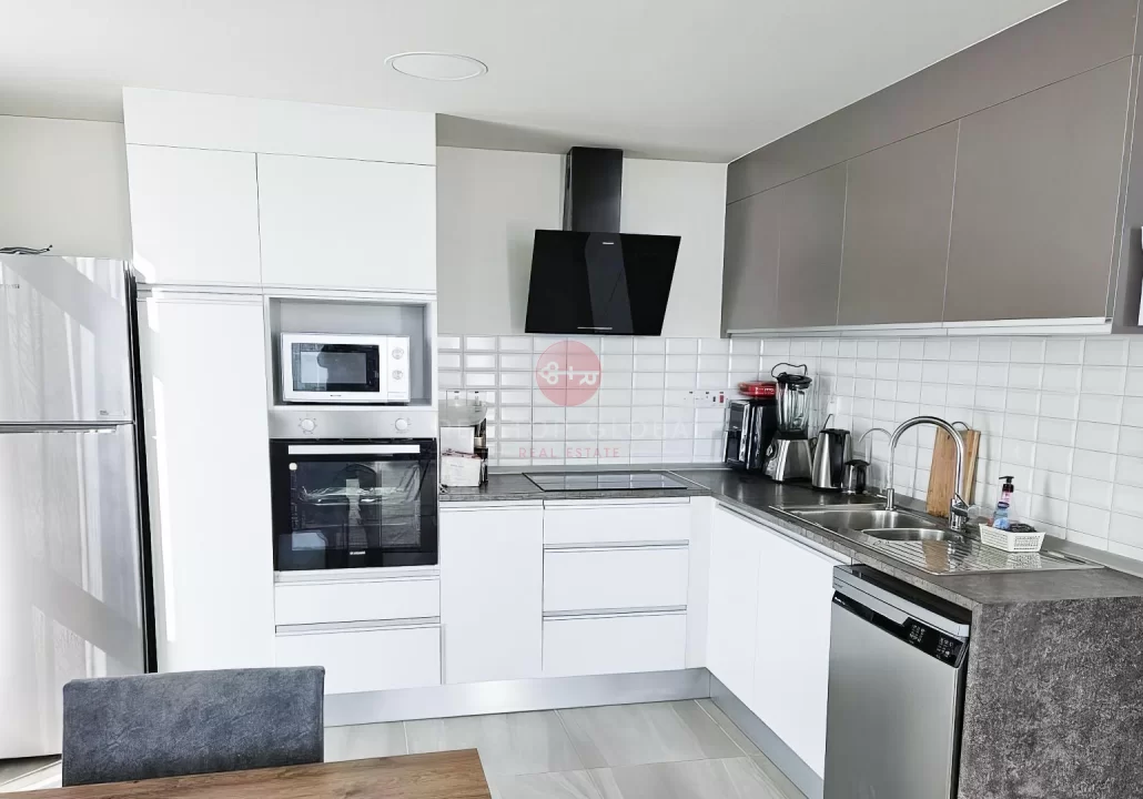 İskele'de Eşyalı ve Deniz Manzaralı 2+1 Satılık Daire
