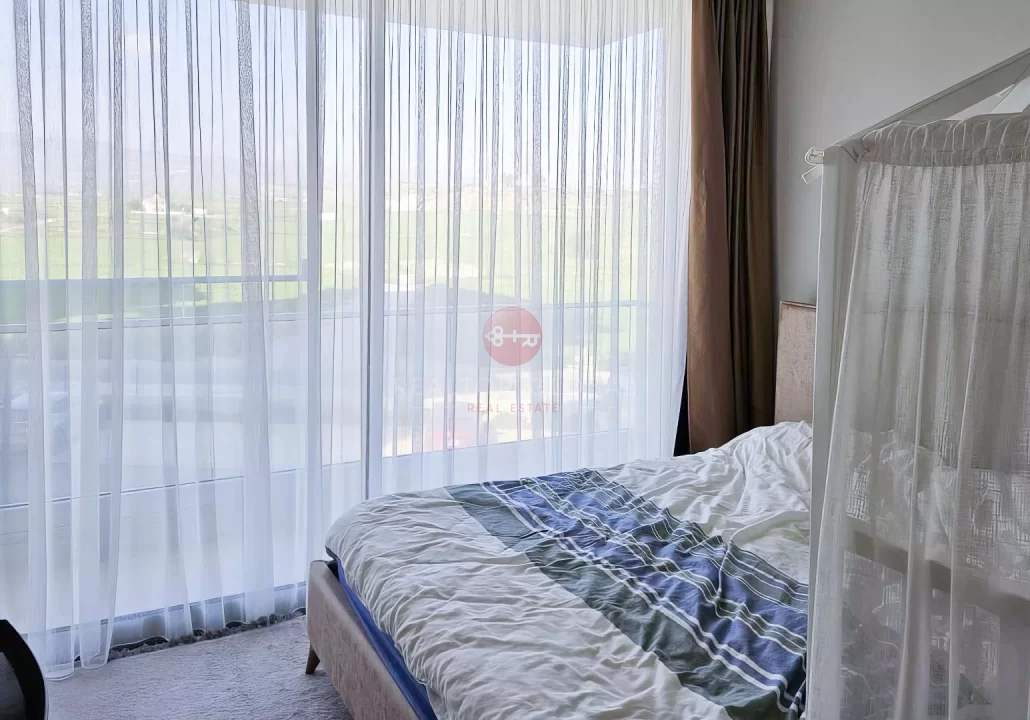İskele'de Eşyalı ve Deniz Manzaralı 2+1 Satılık Daire