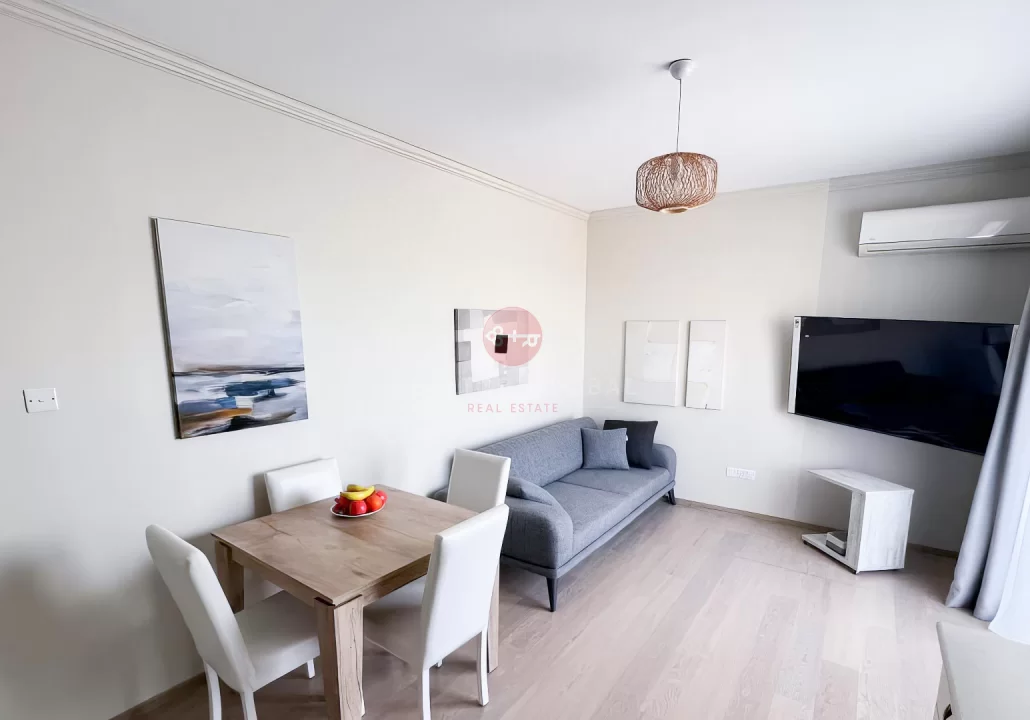 Möblierte 1-Zimmer-Wohnung in der Royal Sun Residence