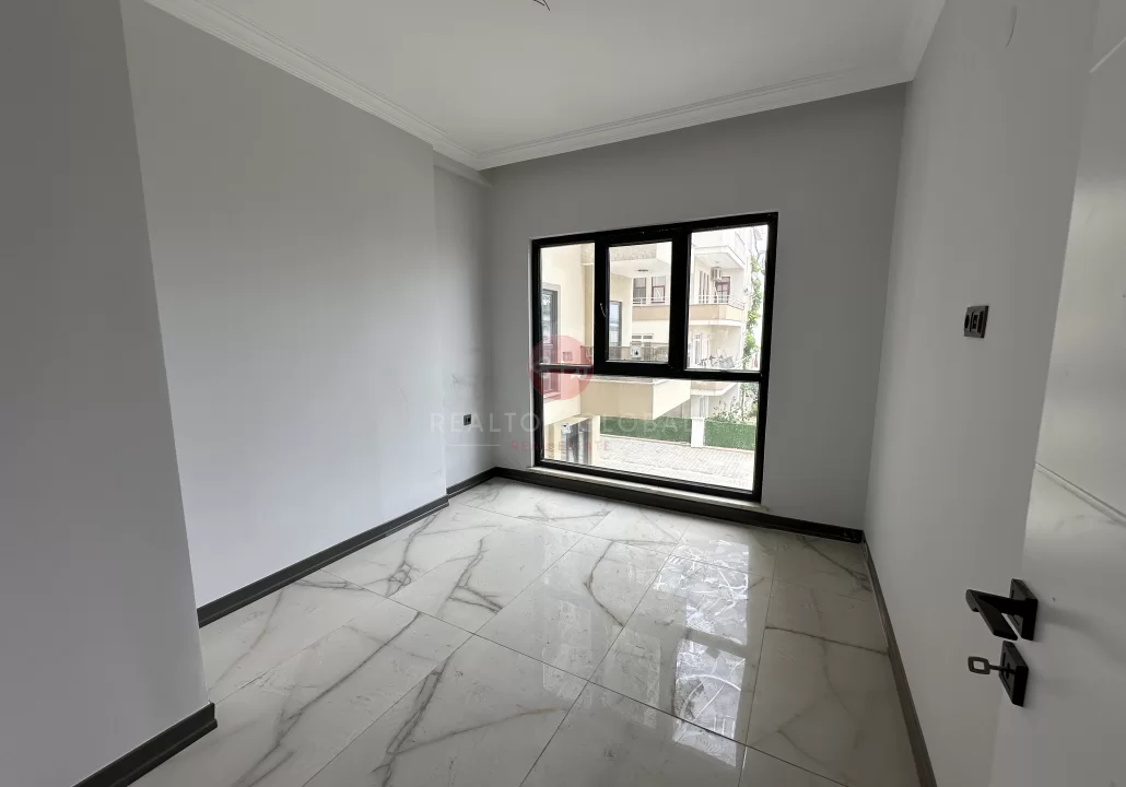 Payallar 1+1 Fırsatı: Havuzlu & Deniz Manzaralı Daire Satılık