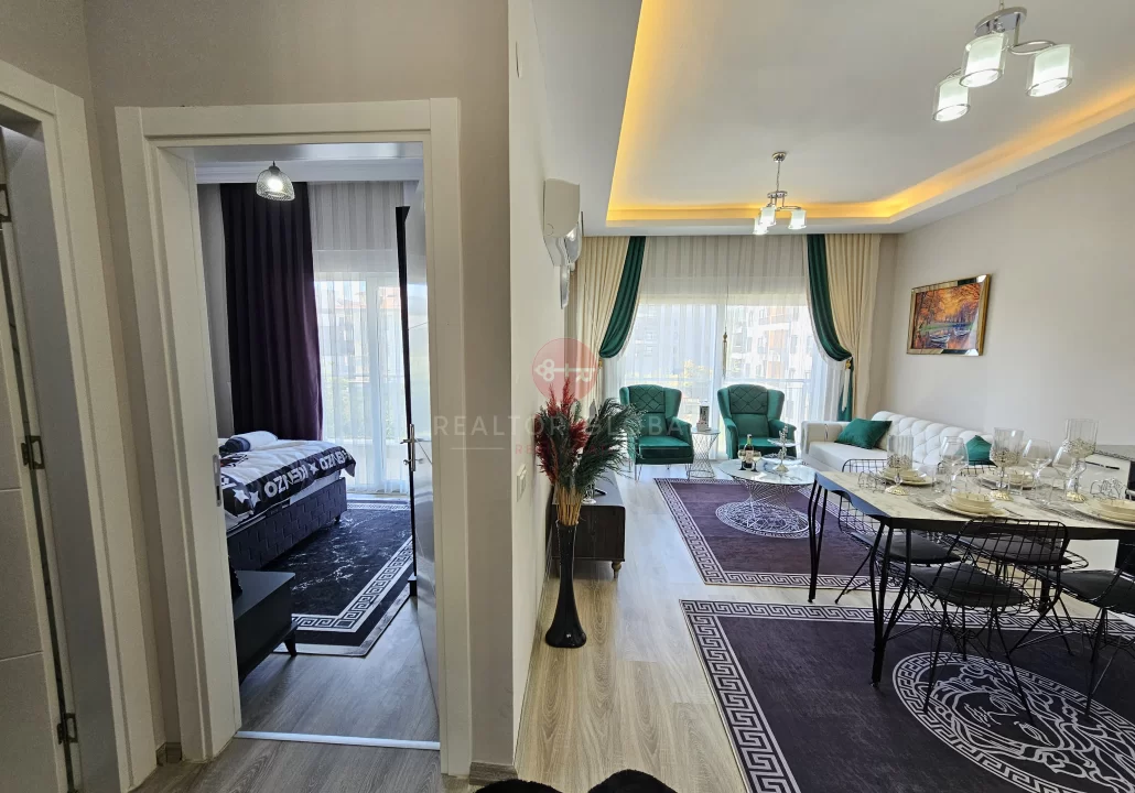 Moderan stan 1+1 na prodaju u Alanya Demirtaşu sa bazenom i teretanom