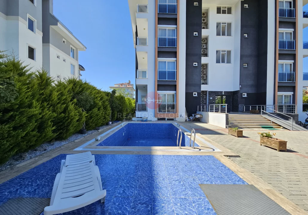 Moderan stan 1+1 na prodaju u Alanya Demirtaşu sa bazenom i teretanom