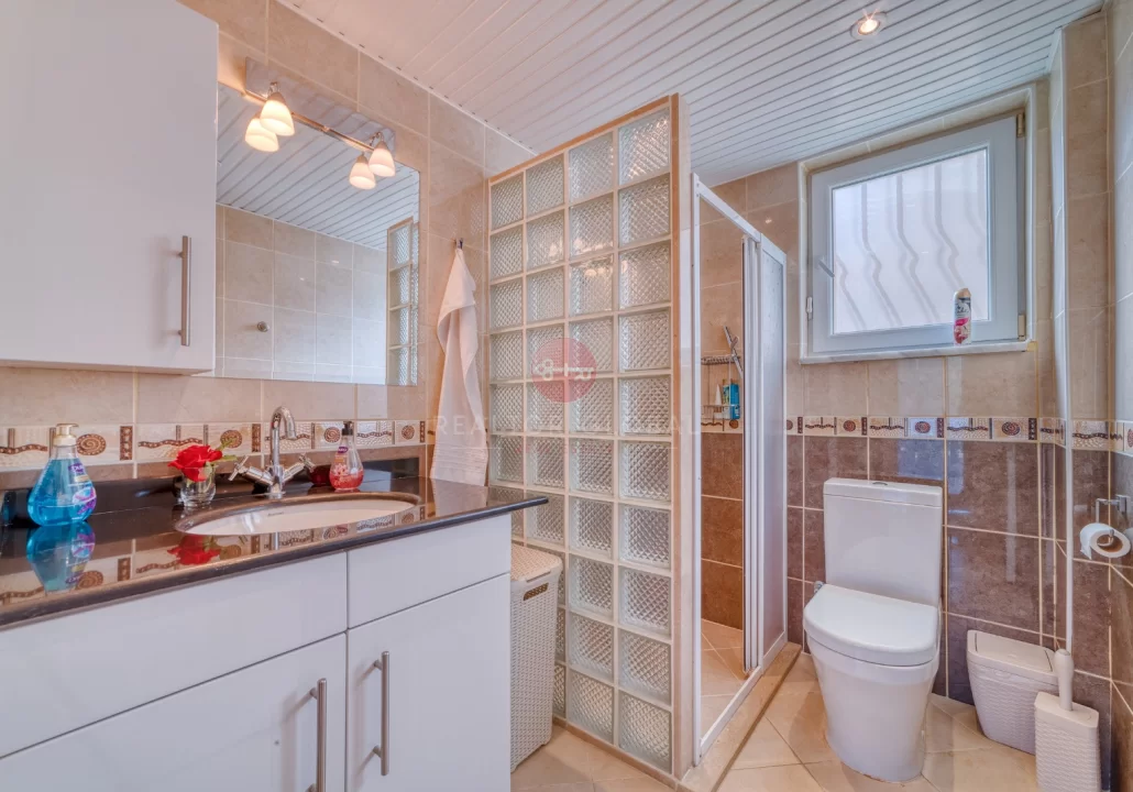 Alanya Tepe’de Deniz Manzaralı Lüks Diamond Villa Satılık