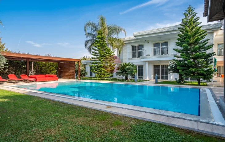 Have Everything You Need Before You Even Ask A Thing A Ultra-Luxury Villa For Sale in Antalya