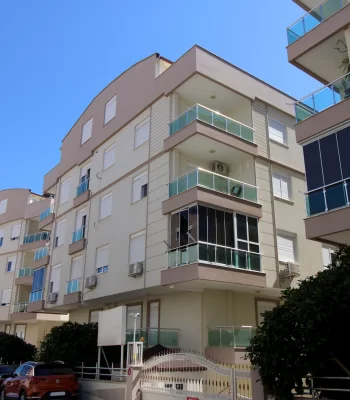 Feel Like You Are At The Top Of A Mountain With This Apartment For Sale in Antalya
