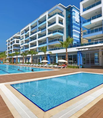 Apartment for Sale in Alanya with Useful Household Items And Spacious Living Space