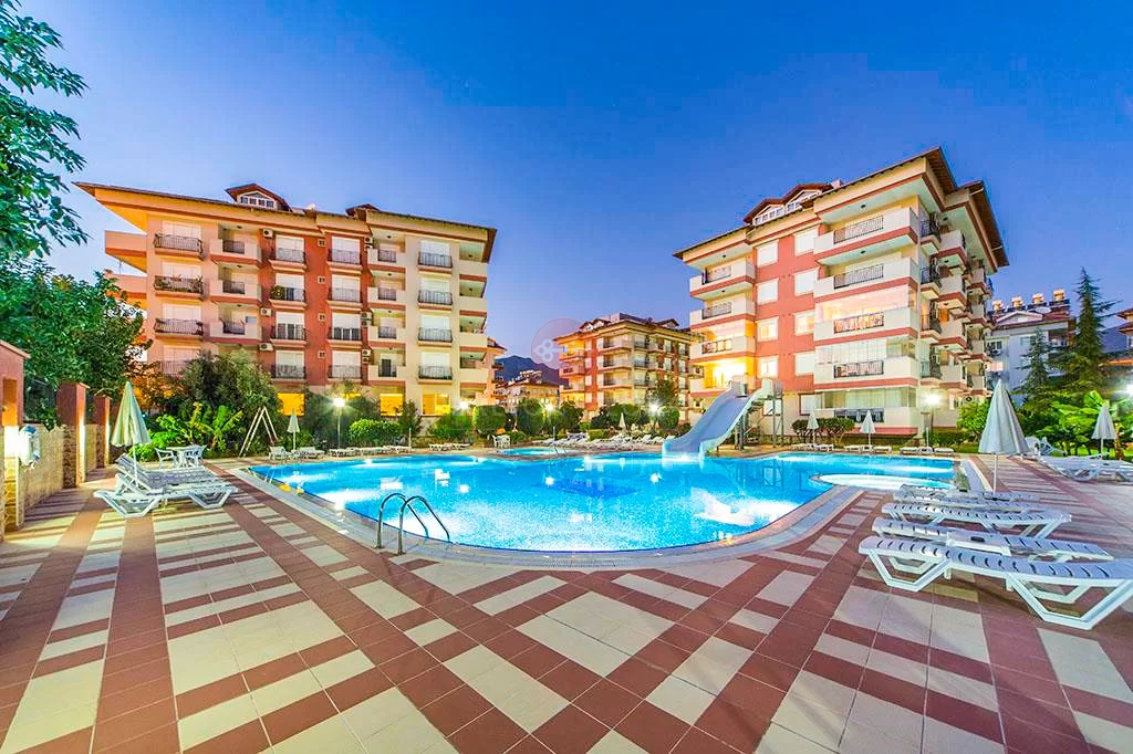 Apartment for Sale in Alanya with Luxurious Furniture and Grand Complex Advantages