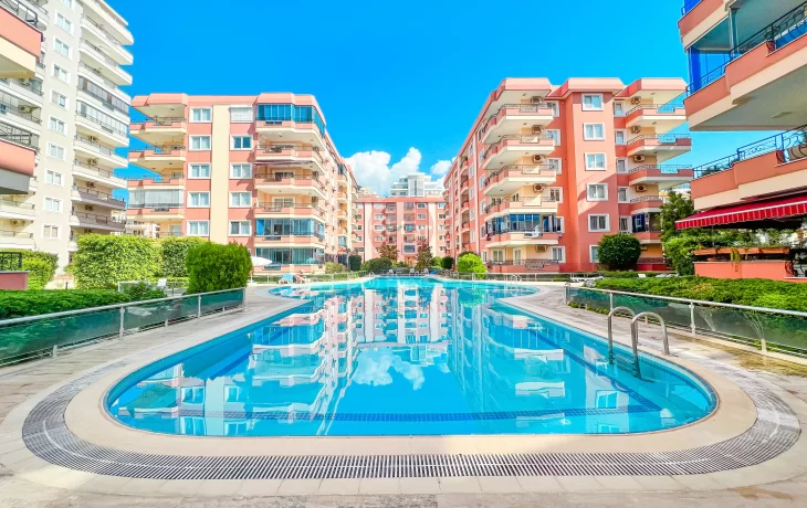 Wohnung zum Verkauf in Alanya zieht mit seinem eleganten Interieur die Aufmerksamkeit auf sich