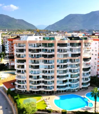 Apartment For Sale in Alanya, A Beautiful Home Near The Beaches And Amenities