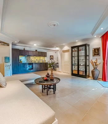 Quiet Area and Quality Development - Spacious Apartment For Sale in Alanya