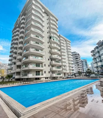 Das Hotel liegt im Zentrum, in der Nähe des Meeres 2-Schlafzimmer-Wohnung zum Verkauf in Alanya