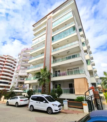 Prime Location, Proximity To The Beaches, And A Spacious Apartment For Sale in Alanya