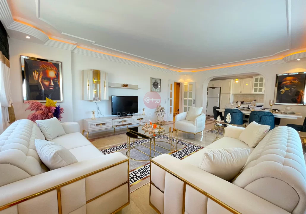 Furnished with Spacious Living Area, With Sea Views 2 Bedrooms Apartment for Sale in Alanya