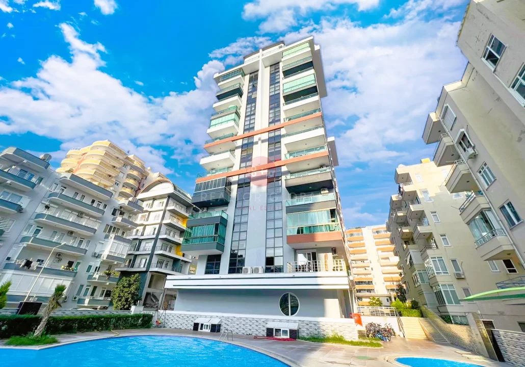 Apartment for Sale in Alanya with The Door to Your Dreams!