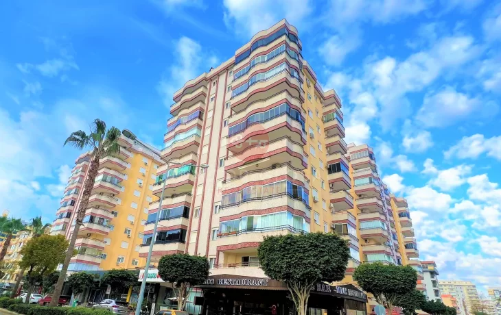 Rare On The Market, Own A Five-Bedroom Apartment For Sale in Alanya