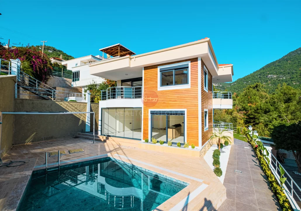 Upgrade Your Status by Getting Citizenship with A Villa for Sale in Alanya