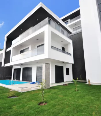 Own A Spacious Luxury Villa For Sale in Alanya