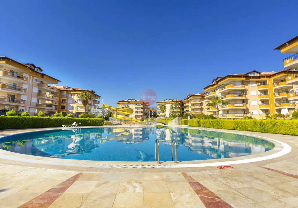 Obtain A Furnished Three-Bedroom Apartment For Sale in Alanya