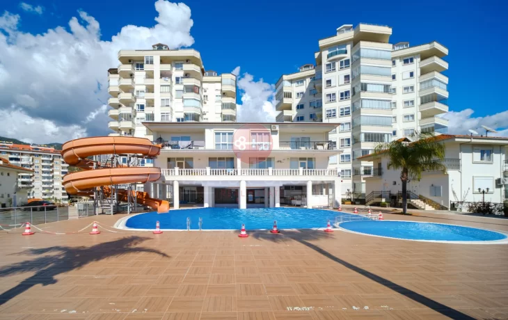 A Prestigious Location Near The Beaches, A Spacious Two-Bedroom Apartment For Sale in Alanya