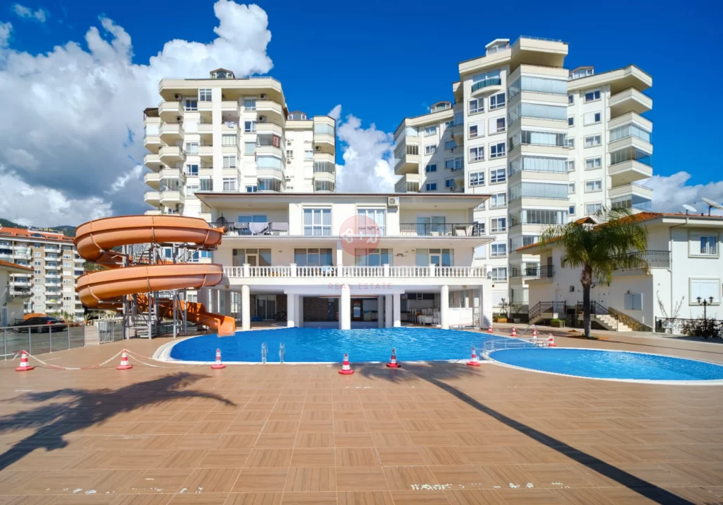 A Prestigious Location Near The Beaches, A Spacious Two-Bedroom Apartment For Sale in Alanya