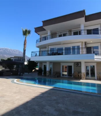 A Diamond Phenomenal Six-bedroom Villa For Sale in Alanya