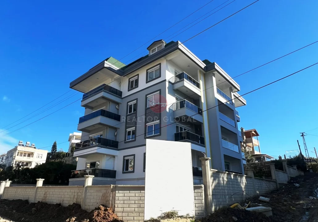 Adorned And Refined Interiors, A Deluxe Apartment For Sale in Alanya