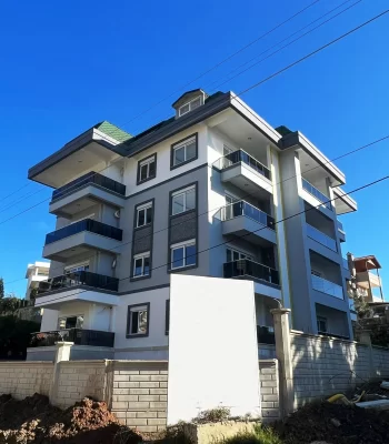 Adorned And Refined Interiors, A Deluxe Apartment For Sale in Alanya