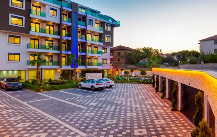 Immediate Occupancy, A Charming Three-Bedroom Apartment For Sale in Alanya